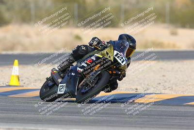 media/Jan-14-2024-SoCal Trackdays (Sun) [[2e55ec21a6]]/Turn 6 (125pm)/